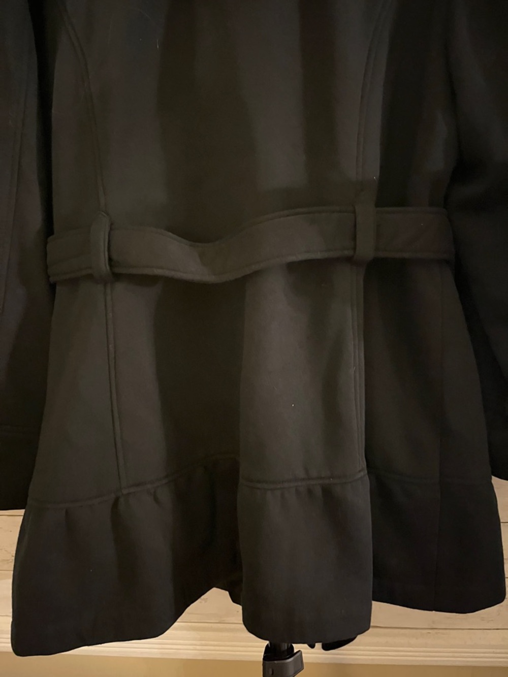 Liz Claiborne Black Women's Wool-Blend Trench Coat with Belt - Picture 4 of 5